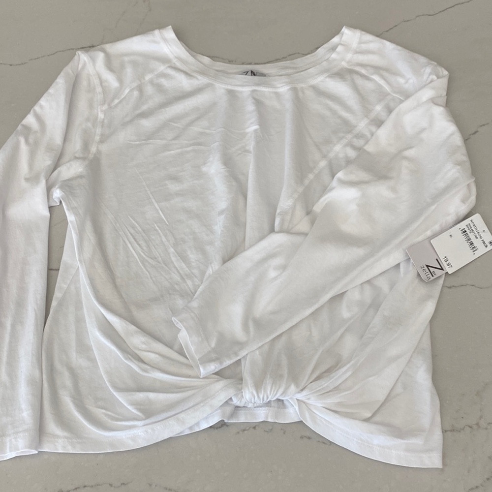 NWT ZELLA long sleeve tee